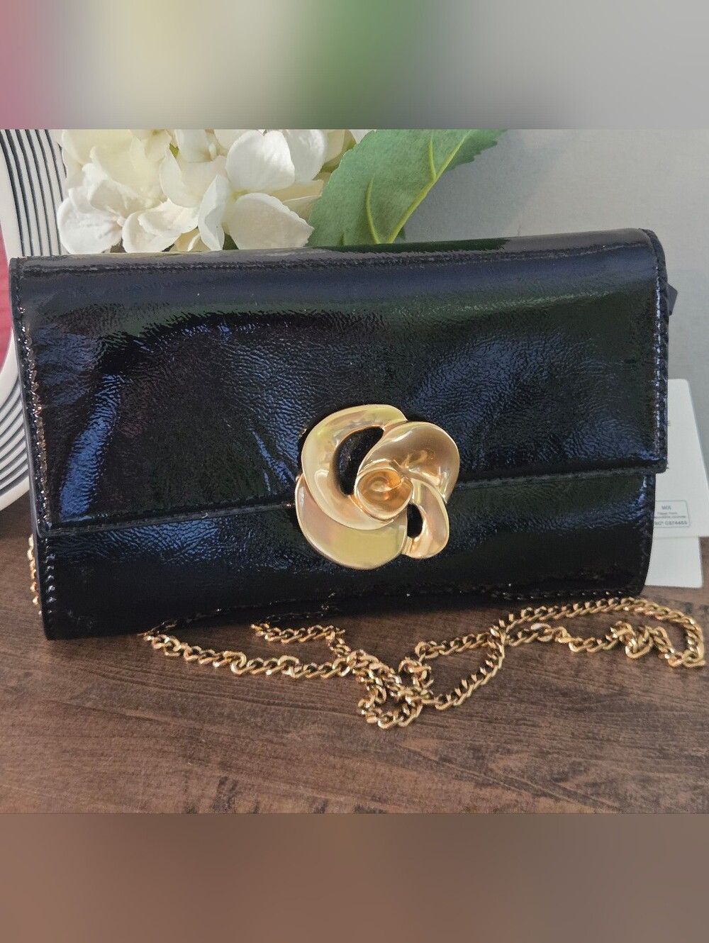 NWT Ted Baker Black Patent Kira Rose Clutch with Gold Floral Closure